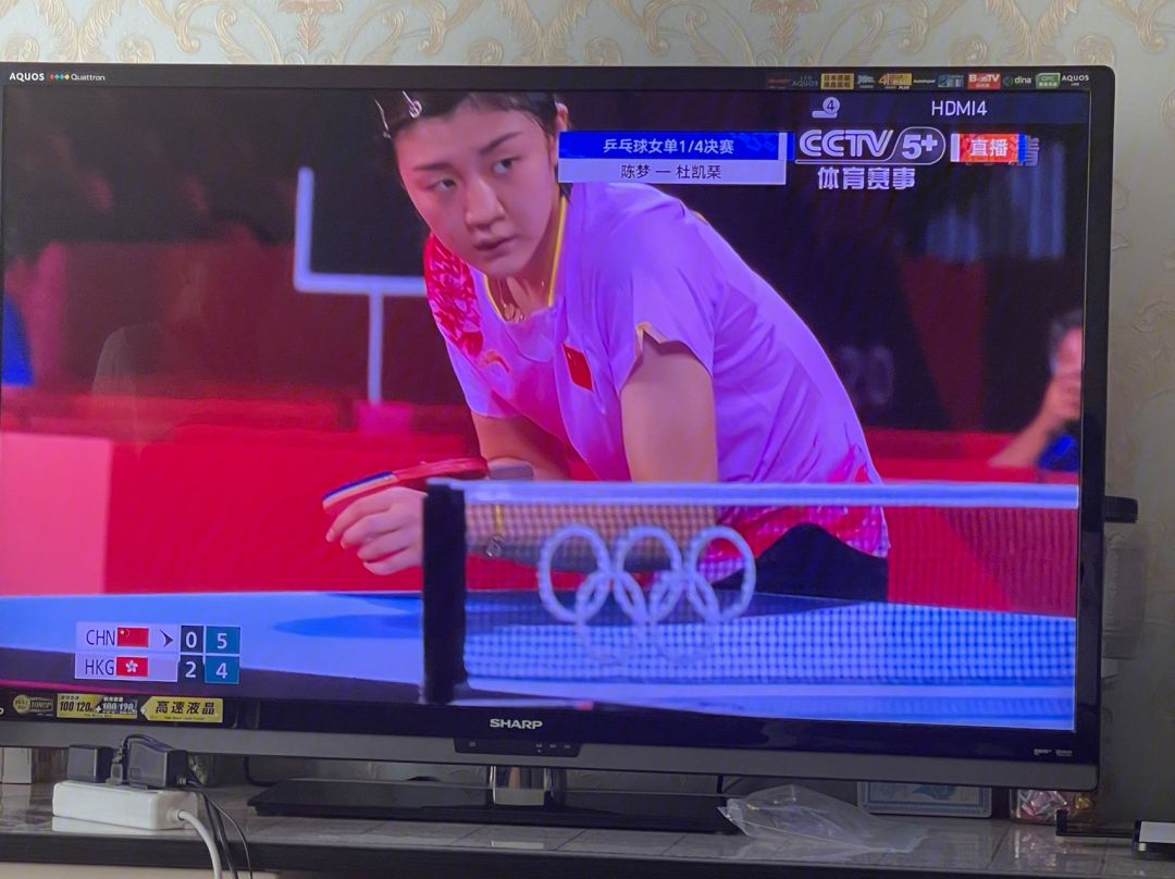 东京举行乒乓球比赛，巴萨表现悬殊
