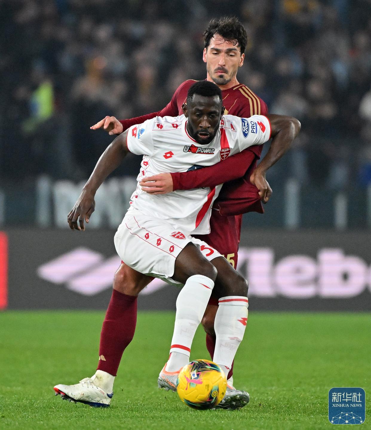 意大利足球风采:罗马城大胜对手取胜 意大利足球风采:罗马城大胜对手取胜