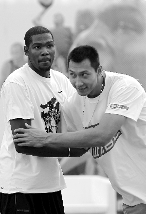 雷霆绝杀76人，易建联带队取胜